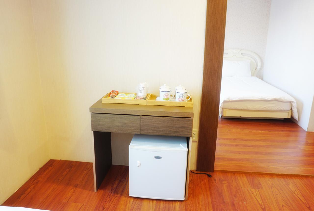 Red Roof B&B Kim Hồ Ngoại thất bức ảnh