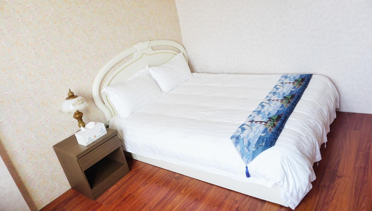 Red Roof B&B Kim Hồ Ngoại thất bức ảnh