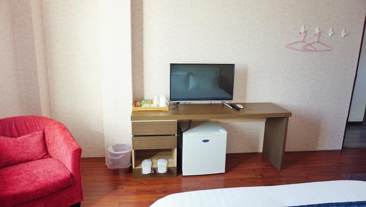 Red Roof B&B Kim Hồ Ngoại thất bức ảnh