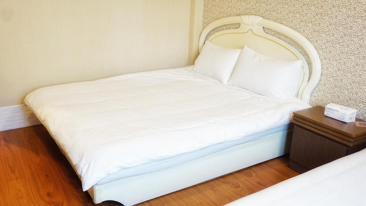 Red Roof B&B Kim Hồ Ngoại thất bức ảnh